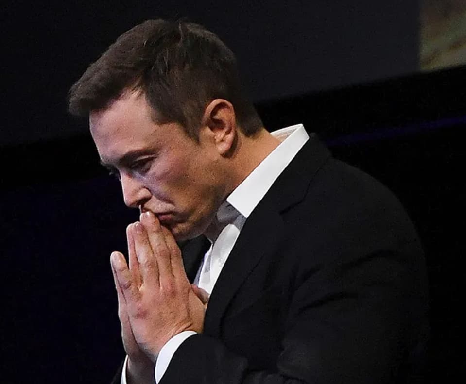 Tesla Loses $126 Billion Value Because of Musk’s Twitter Deal